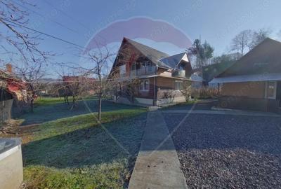 Casă cu 7 camere cu Teren 2104 Mp în Vad - 18
