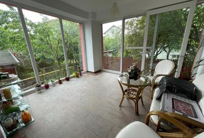 APARTAMENT IN VILĂ 5 CAMERE,4 BĂI,3 TERASE, PARCARE,CURTE,PANOURI FOTOVOLTAICE - 6