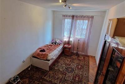 Apartament cu 3 camere semidecomandat în Dacia - 7