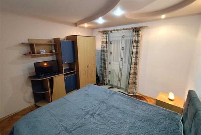 Apartament cu 3 camere decomandat, mobilat în Spitalul Județean - 2