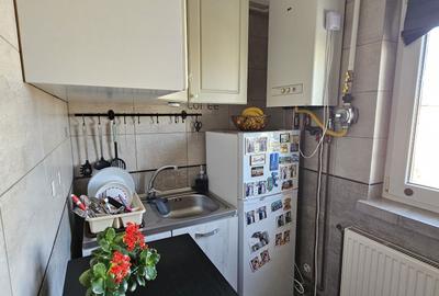 Garsonieră decomandată în Rovine - 6