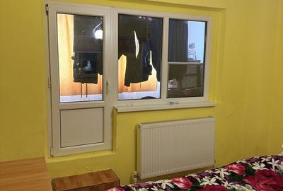 Apartament cu 2 camere decomandat în Micro 20 - 3