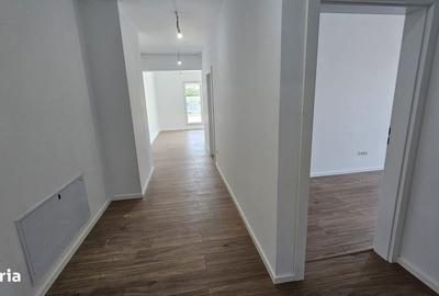 Apartament cu 3 camere în Central - 3