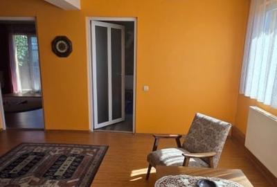 Casă individuală cu 5 camere cu Canalizare în Titulescu - 13
