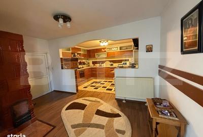 Casă cu 9 camere cu Teren 2200 Mp în Fălticeni - 1