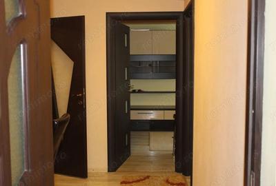 Apartament 3 camere, zona Ambasador - 10