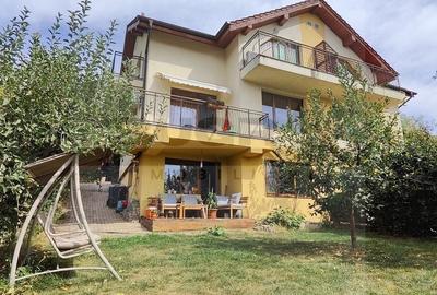 Duplex cu 6 camere cu Canalizare în Baciu - 1