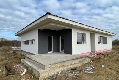Duplex cu 3 camere cu Teren 296 Mp în Bucovăț (Remetea Mare)