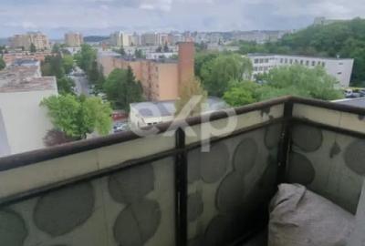 Apartament cu 2 camere decomandat în Sud
