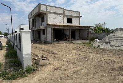 Casă cu 4 camere în Central - 5