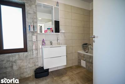 Casă cu 5 camere cu Teren 531 Mp în Sânpetru - 18