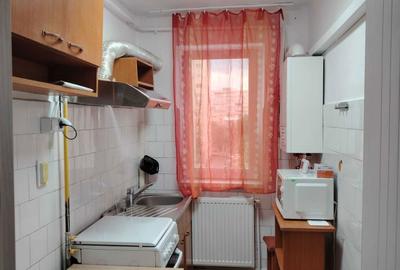 Apartament cu 2 camere decomandat în Ostroveni - 4