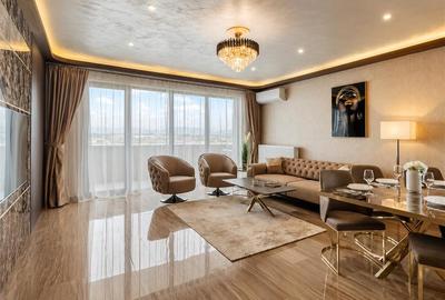 Apartament cu 4 camere decomandat, mobilat în Tractorul