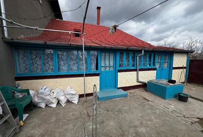 Casă spațioasă cu etaj, teren 1700 mp și potențial turistic – Jurilovca, Tulcea - 6