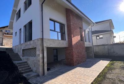 Casă cu 4 camere în Chinteni - 1