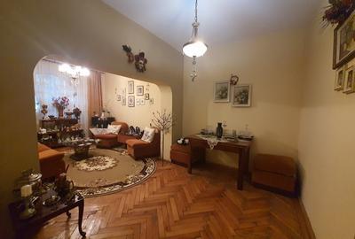 EXCLUSIV ULTRACENTRAL VILA 6 CAMERE-DEOSEBITA-POZITIE EXCELENTA - 3