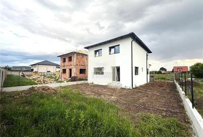 Casa Individuala 4 camere si teren 284 mp Cristian Sibiu - 2