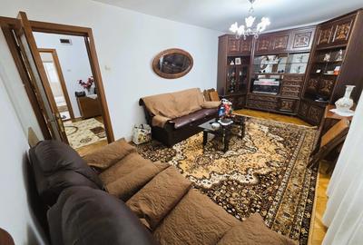 Apartament cu 3 camere decomandat în Pelican - 4