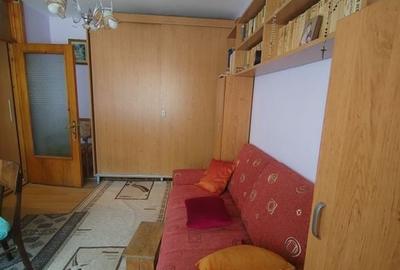 4 camere - zona Han - etaj 1 - lift - 84 mp - balcon - 4