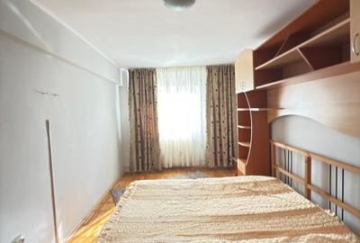 Apartament cu 3 camere decomandat în Central - 9