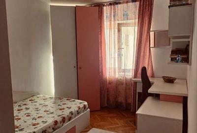 Apartament cu 4 camere în Central - 3