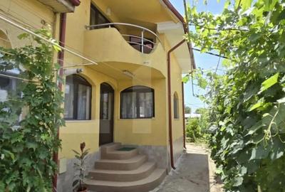 Casă cu 3 camere cu Teren 624 Mp în Central - 1