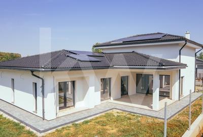 Vila Exclusivista Noua Design Modern si Finisaje de Inalta Calitate Langa Padure