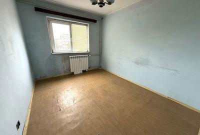 Apartament cu 3 camere decomandat în Rovine - 7