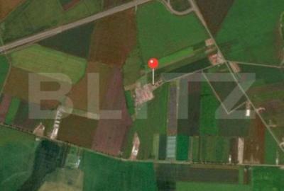 Teren de 41000 mp, în Central