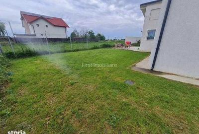 Casă cu 4 camere cu Teren 150 Mp în Domnești - 2