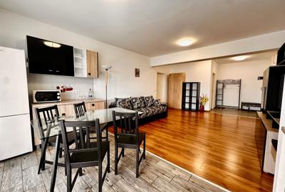 Apartament cu 3 camere decomandat în Tractorul - 4