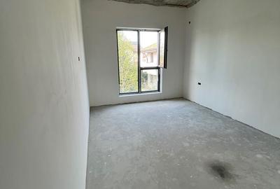 Casă cu 5 camere cu Teren 330 Mp în Central - 12