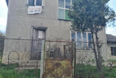 Casă cu Teren 1300 Mp în Probota - 3
