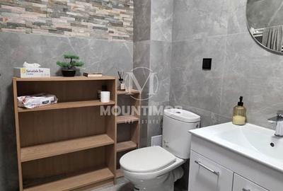Spațiu comercial, de 67 mp, în Tractorul - 1