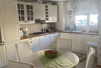 Casă cu 3 camere în Central - 2