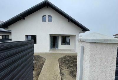 Casă cu 3 camere în Șendreni - 6