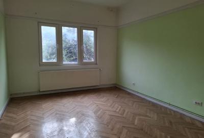 Casă individuală cu 4 camere cu Canalizare în P-ța Alba Iulia - 2
