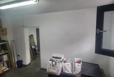 Spațiu comercial, de 27 mp, în Central - 3