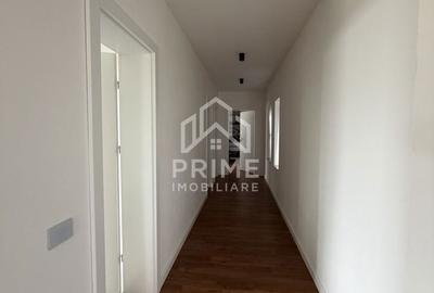 Casă cu 3 camere cu Canalizare în Cetate - 2