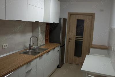 Apartament cu 3 camere decomandat în Central - 6