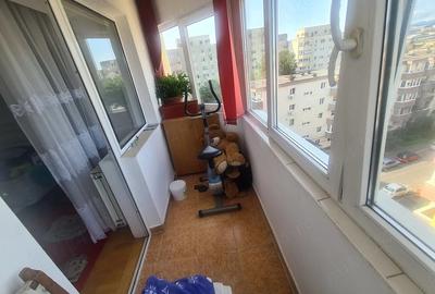 Apartament cu 3 camere decomandat în Central - 8