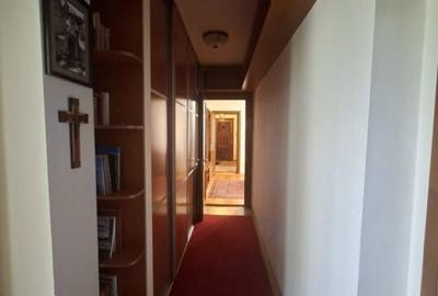 Apartament cu 4 camere în Central - 3