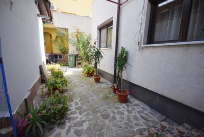 Casa P+1 de Inchiriat  - Zona Dorobanti - 2 Terase - 5