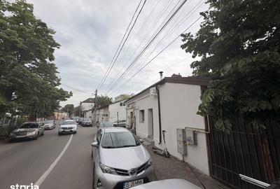 Spațiu comercial, de 65 mp, în Central - 2