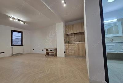 Spațiu comercial, de 200 mp, în Ultracentral - 9