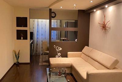 Apartament cu 2 camere decomandat în Petros