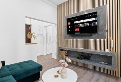 Apartament cu 2 camere decomandat în Universitate