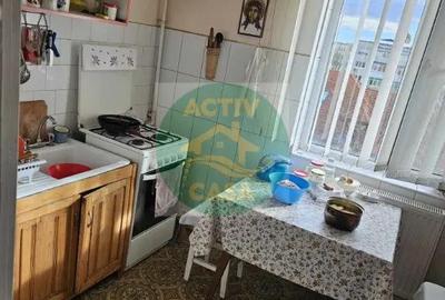 Apartament cu 3 camere decomandat în Central - 4