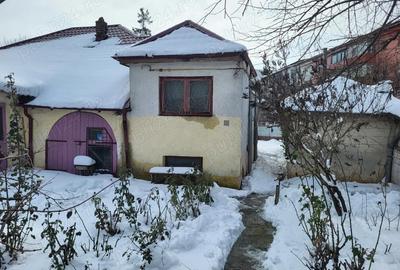 Casă cu 4 camere cu Teren 643 Mp în Central - 3