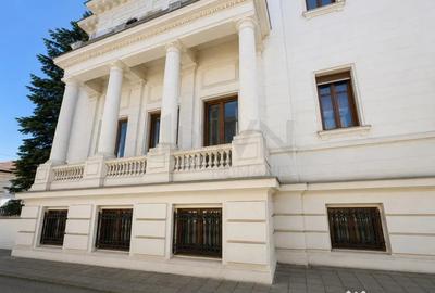 Casă cu 11 camere cu Teren 2100 Mp în Romană - 5